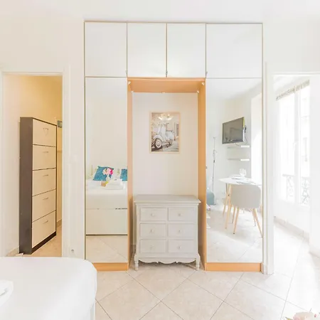 Casa de Férias Cosy For Two Tour Eiffel Champs De Mars *